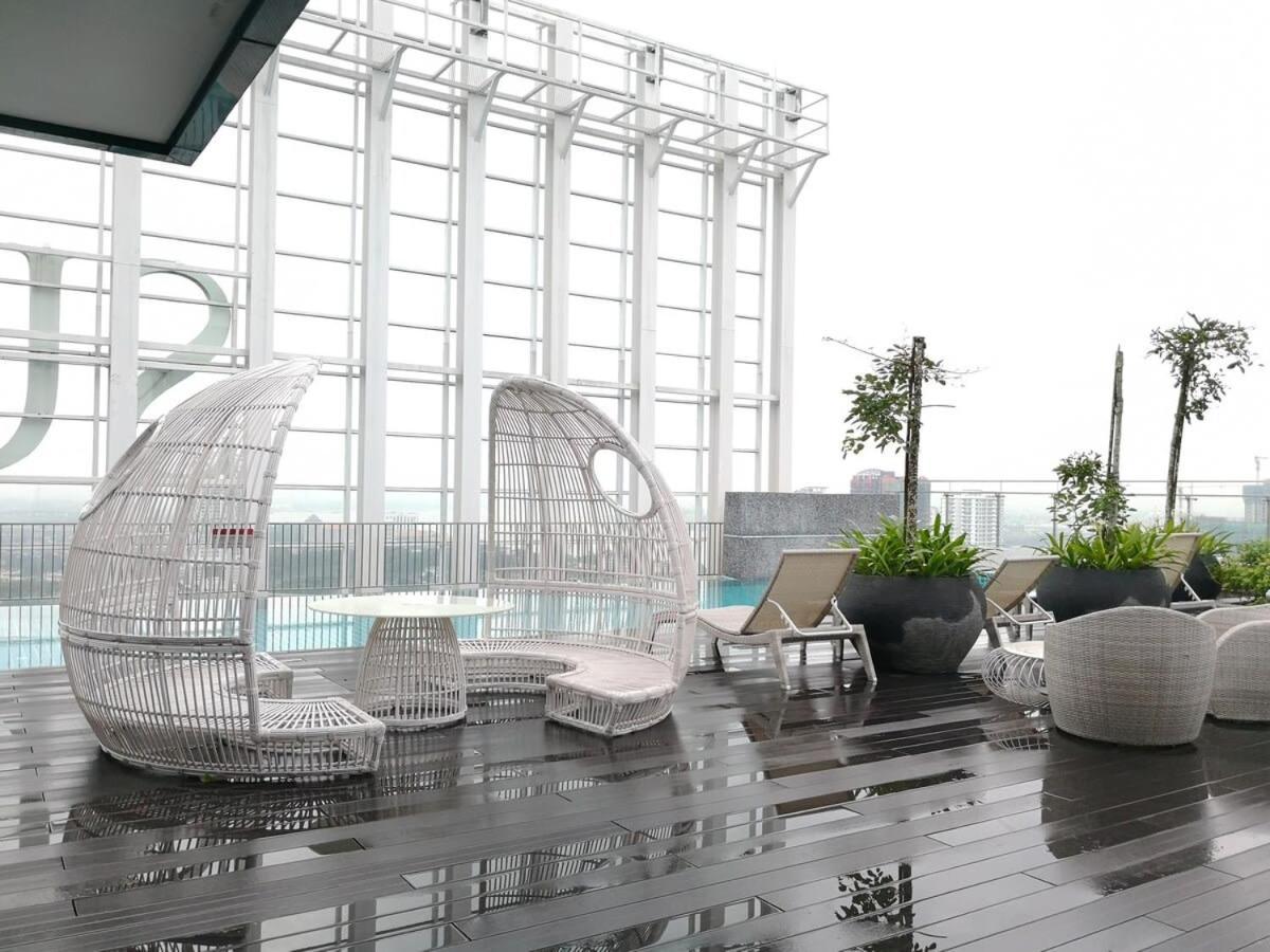Cozy & High Floor Suite In Suasana Jb 15, Views Johor Bahru Exteriör bild